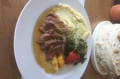 Table d'hôte variée - Magret de canard