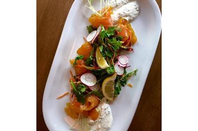 Gravlax de saumon   © Café Le Petit Flore