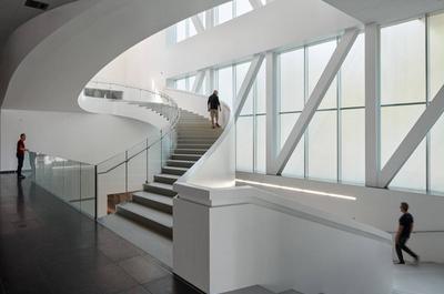 Pavillon Pierre Lassonde escalier   © B.Damonte