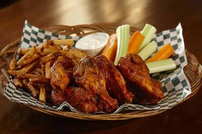 Ailes Jumbo Wings   © Ye Olde Orchard Pub