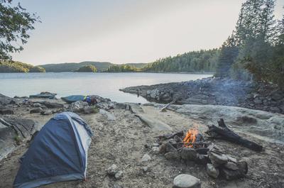 Canot-camping sur le réservoir Poisson Blanc   © Koze.tv