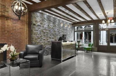 HÔTEL ÉPIK MONTRÉAL