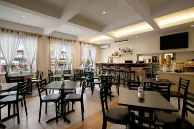Restaurant   © Days Inn By Wyndham Montreal East
