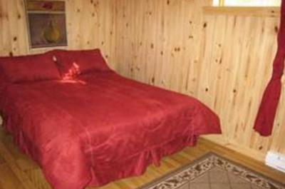Chambre rouge   © Le Bois rond
