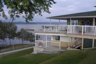 Vue sur le Lac Témiscouata   © Motel Royal
