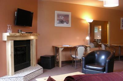 Chambre avec foyer