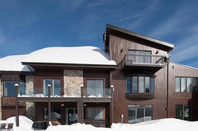 Chalet Exécutive avec piscine intérieure   © Royal Laurentien