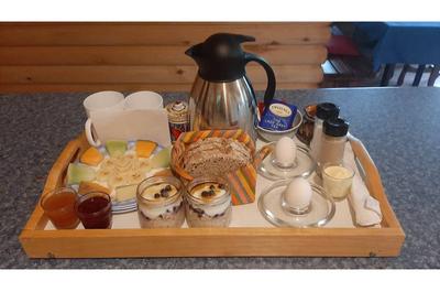 Une des possibilités du petit déjeuner   © Auberge du jeune voyageur