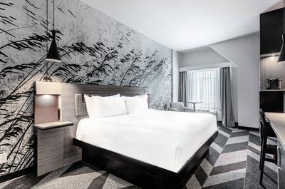 Chambre Standard 1 lit   © DoubleTree by Hilton Québec Resort