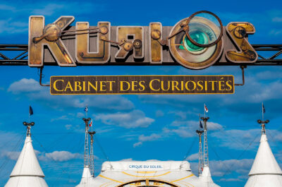 Dix ans après sa création à Montréal, KURIOS – Cabinet des Curiosités de retour au Vieux-Port jusqu’au 25 août